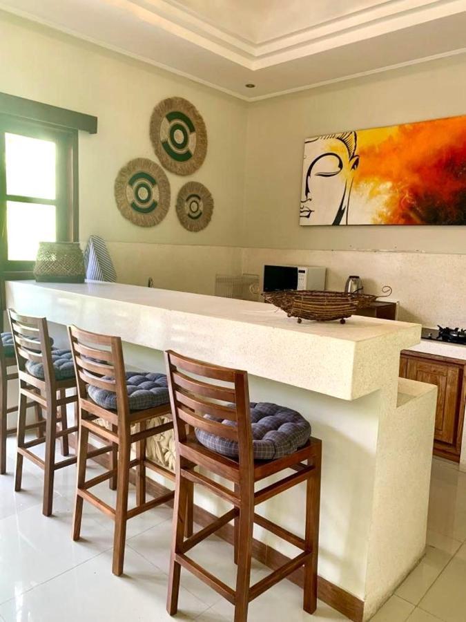 Villa Vino - Legian - 3 Bedroom, 3 Bathroom Private Seminyak (Bali)
