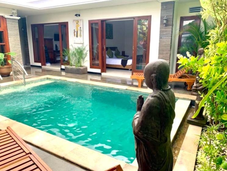 Villa Vino - Legian - 3 Bedroom, 3 Bathroom Private *